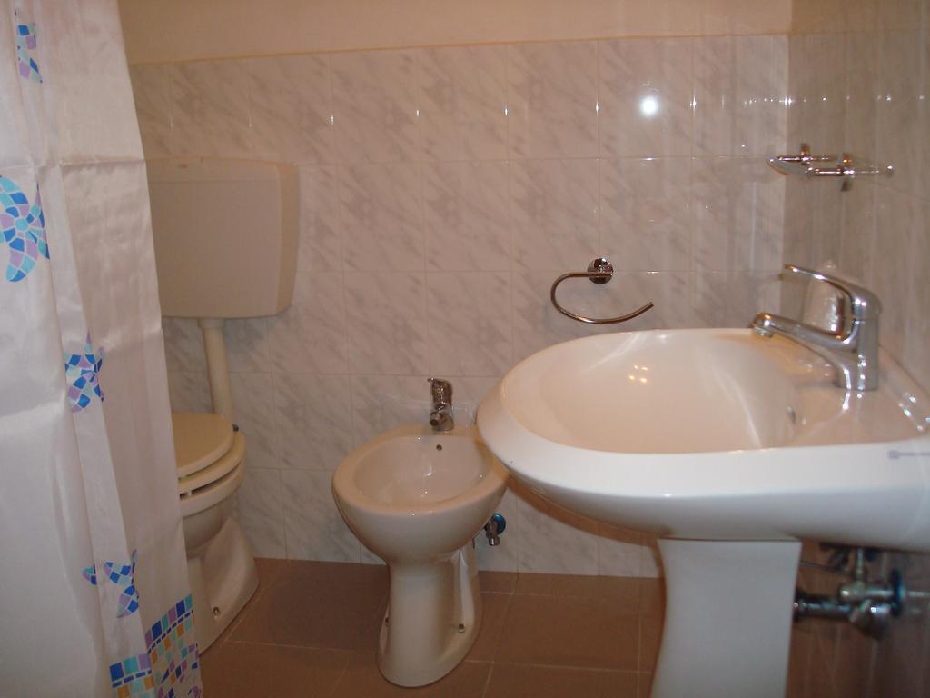 Affittacamere La Spezia Inn חדר תמונה